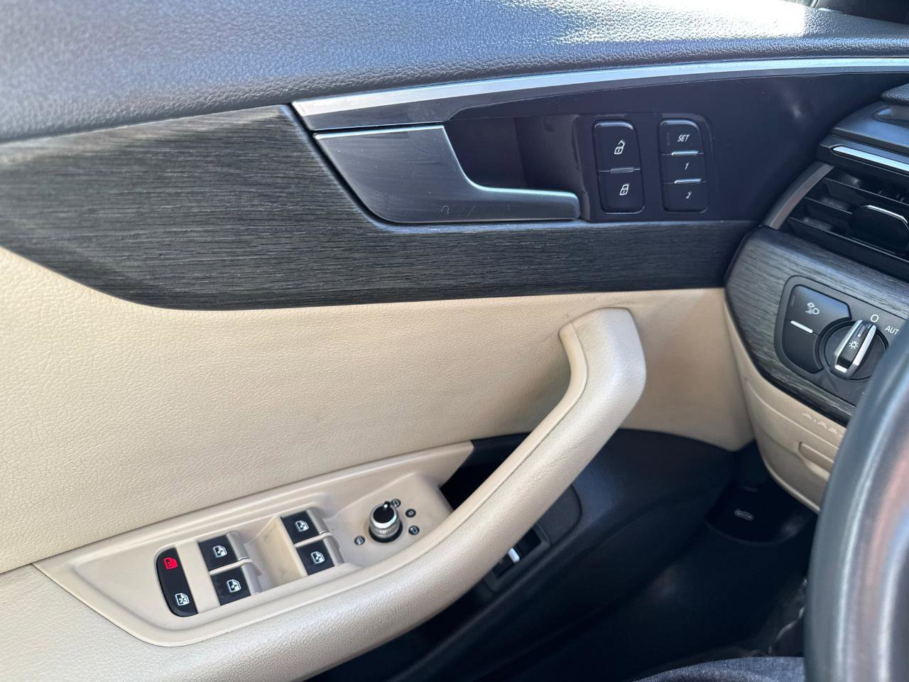 Used 2019 Audi A4 2.0T Premium w/ Convenience Package image 28