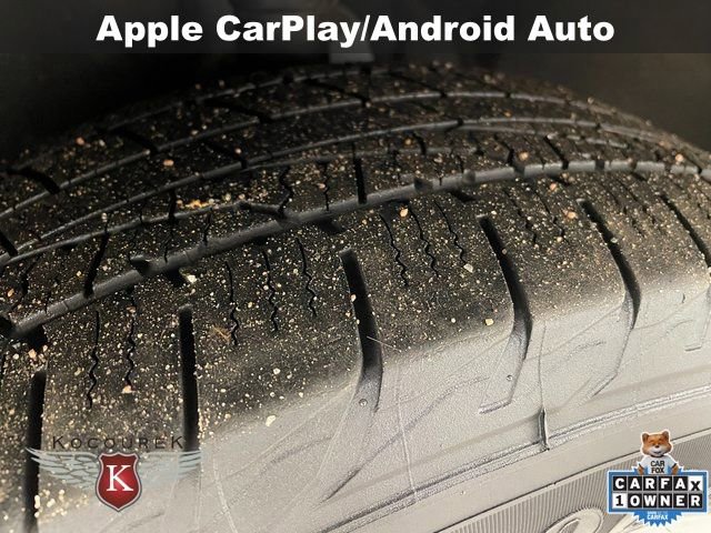 Used 2018 Chrysler Pacifica Touring-L Plus image 9