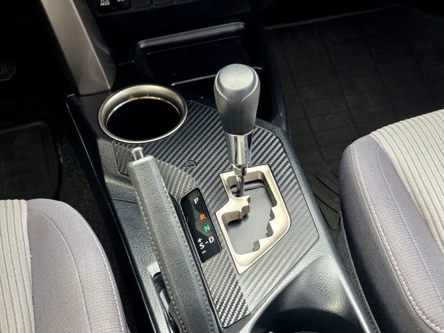 Used 2015 Toyota RAV4 XLE AWD/4WD image 21