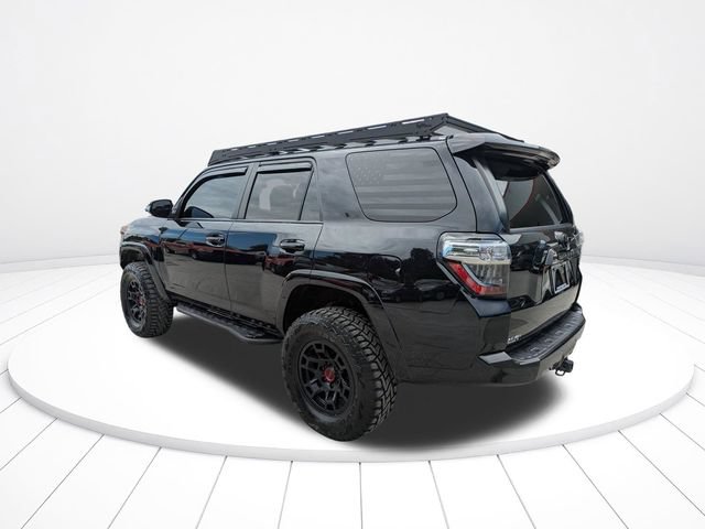 Used 2021 Toyota 4Runner Venture w/ Moonroof Package AWD/4WD image 6