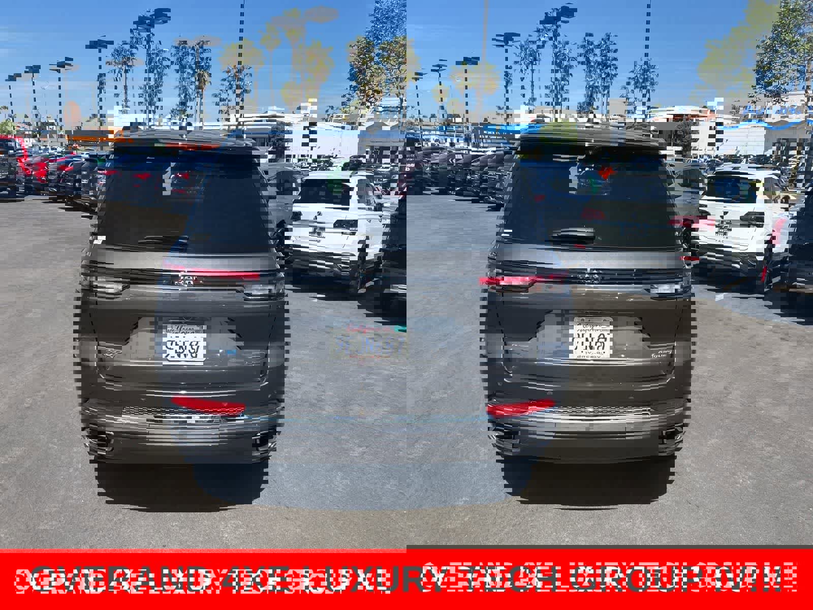 Used 2022 Jeep Grand Cherokee Overland w/ Luxury Tech Group IV image 6