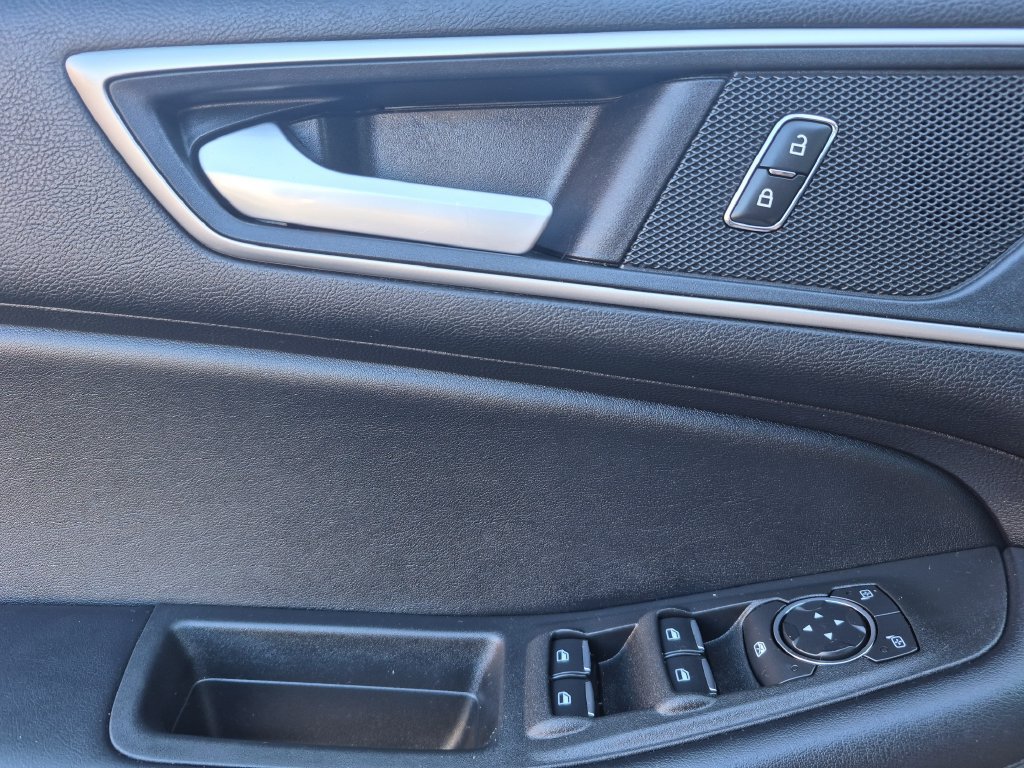 Used 2021 Ford Edge SEL w/ Convenience Package AWD/4WD image 8
