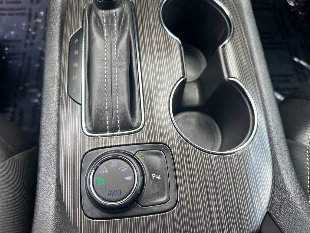 Used 2018 GMC Acadia SLT AWD/4WD image 13