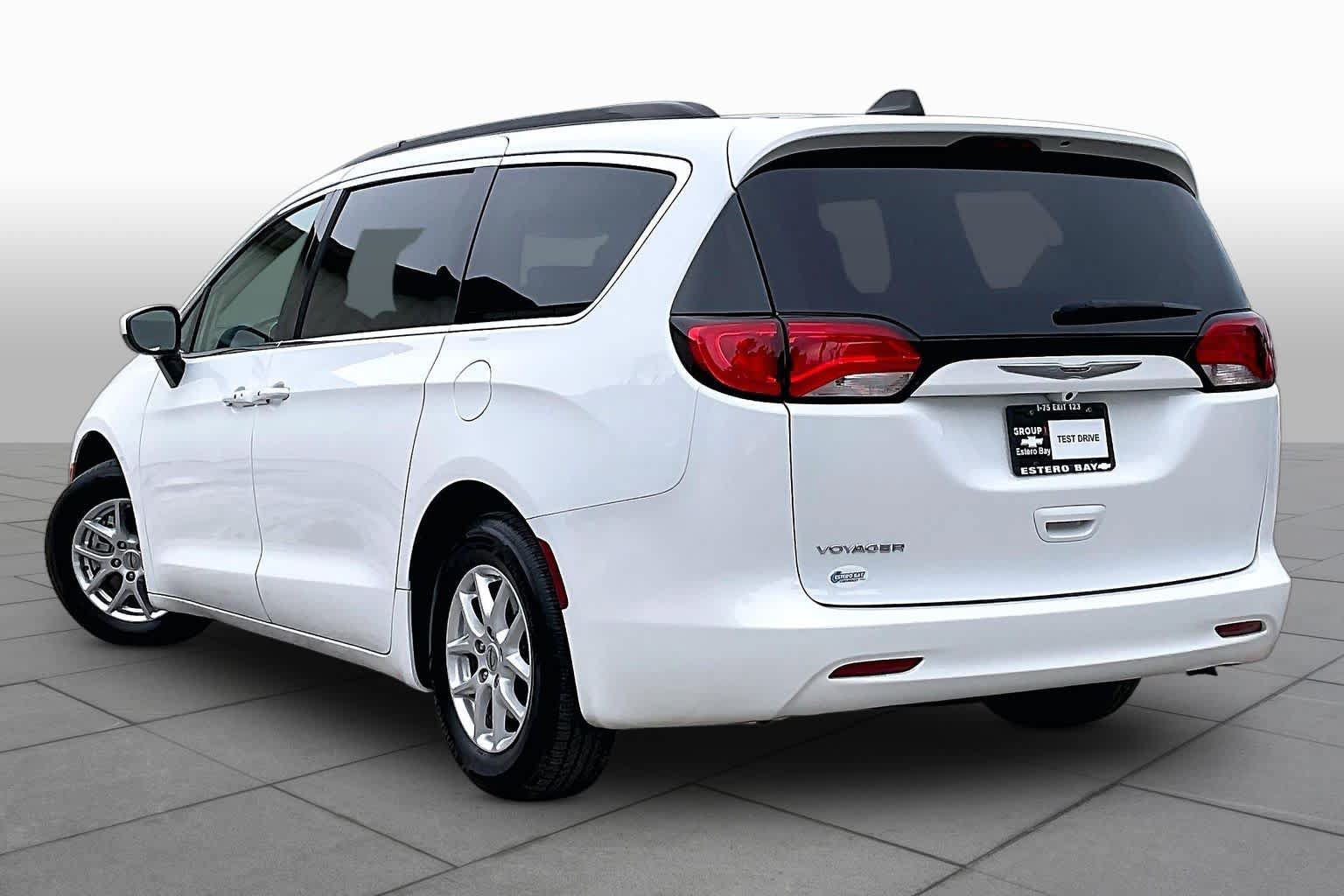 Used 2021 Chrysler Voyager Lxi FWD image 12