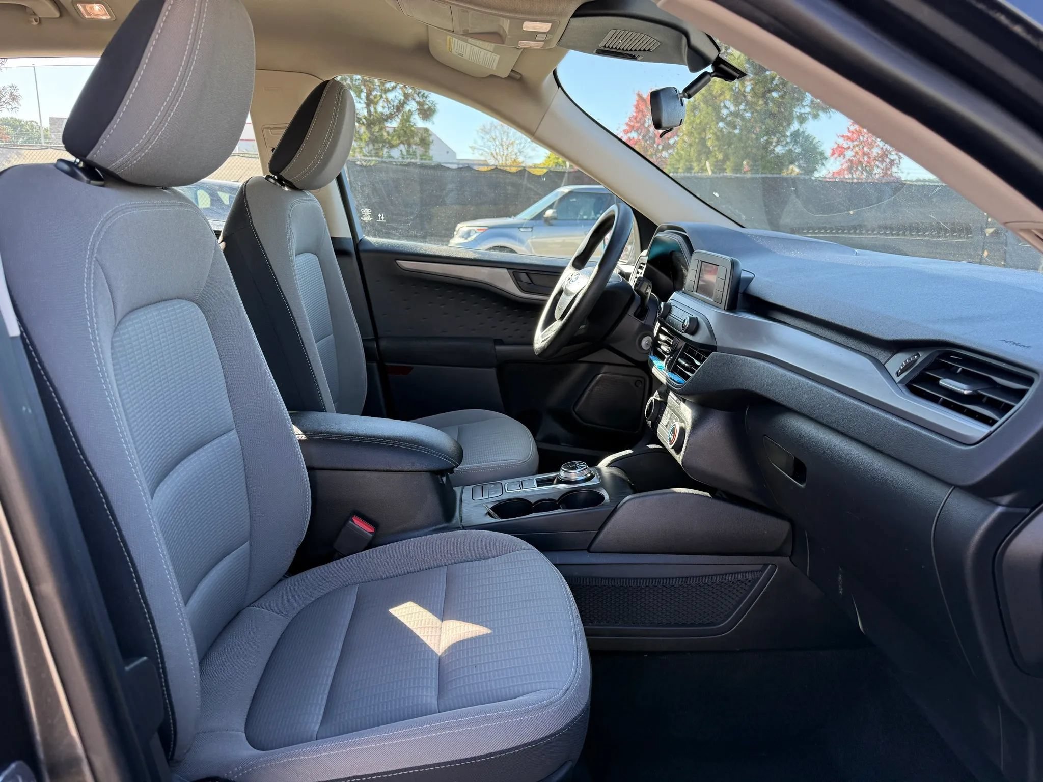 Used 2020 Ford Escape S AWD/4WD image 18