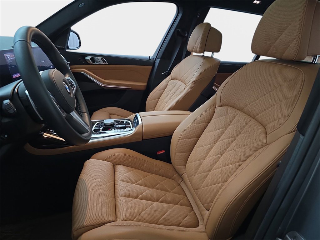 Used 2025 BMW X7 xDrive40i w/ M Sport Package image 18
