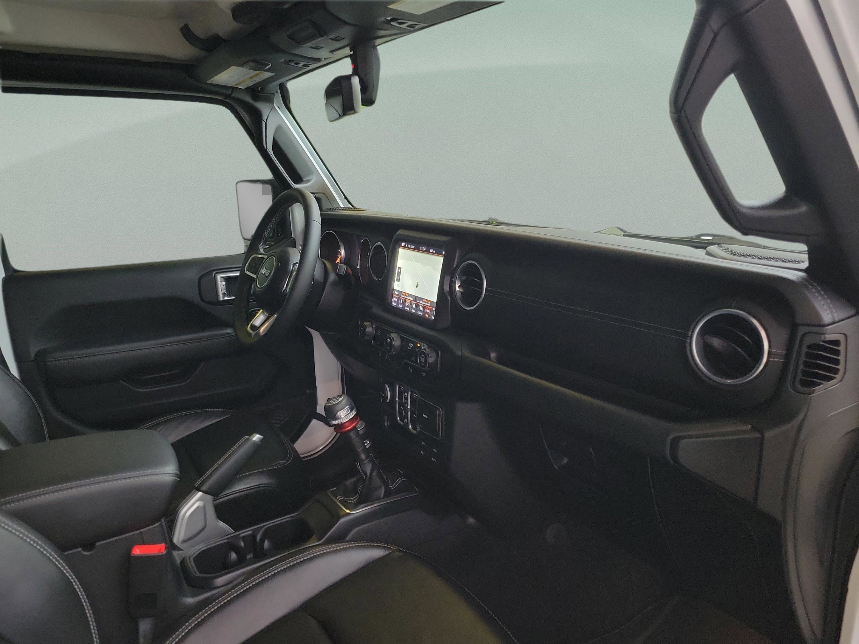 Used 2018 Jeep Wrangler Unlimited Sahara image 28