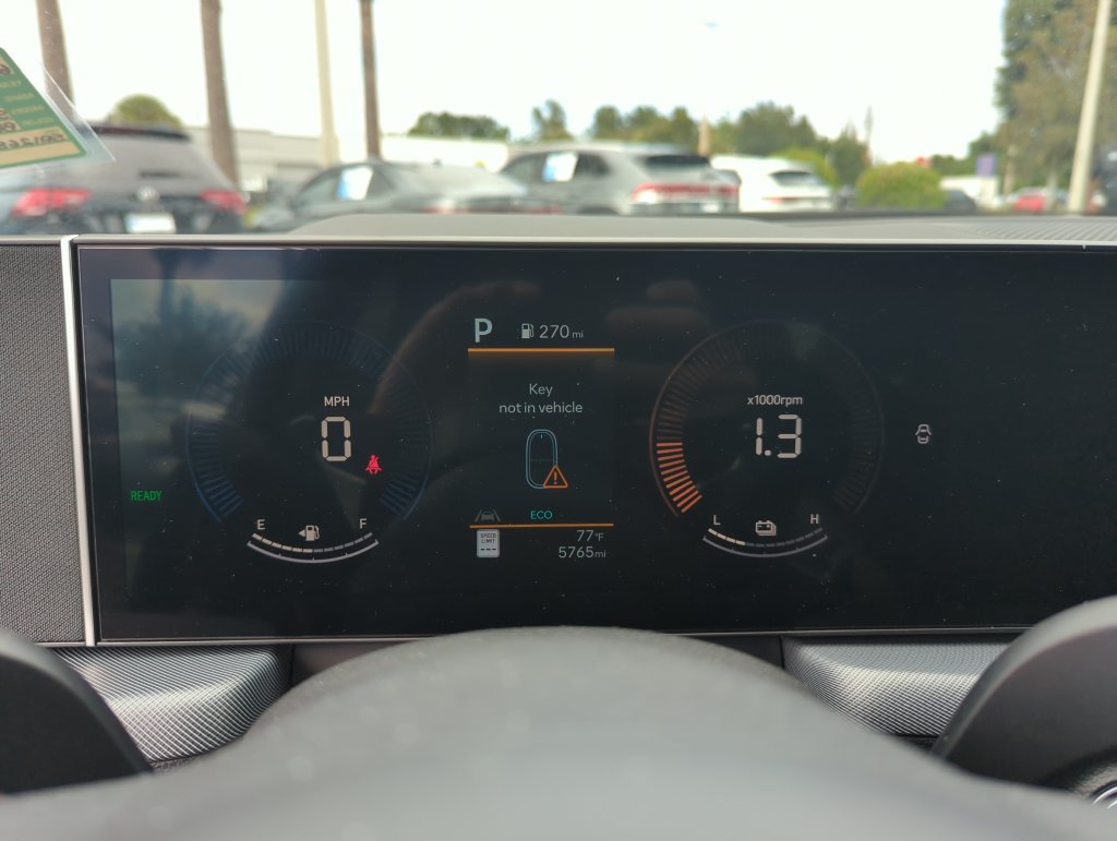 Used 2025 Hyundai Sonata SEL FWD image 43