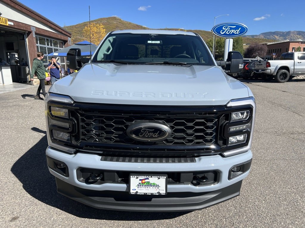 New 2026 Ford F350 4x4 Crew Cab Super Duty image 11