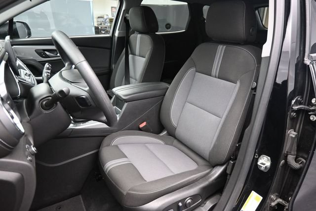Used 2025 Chevrolet Blazer LT FWD image 20
