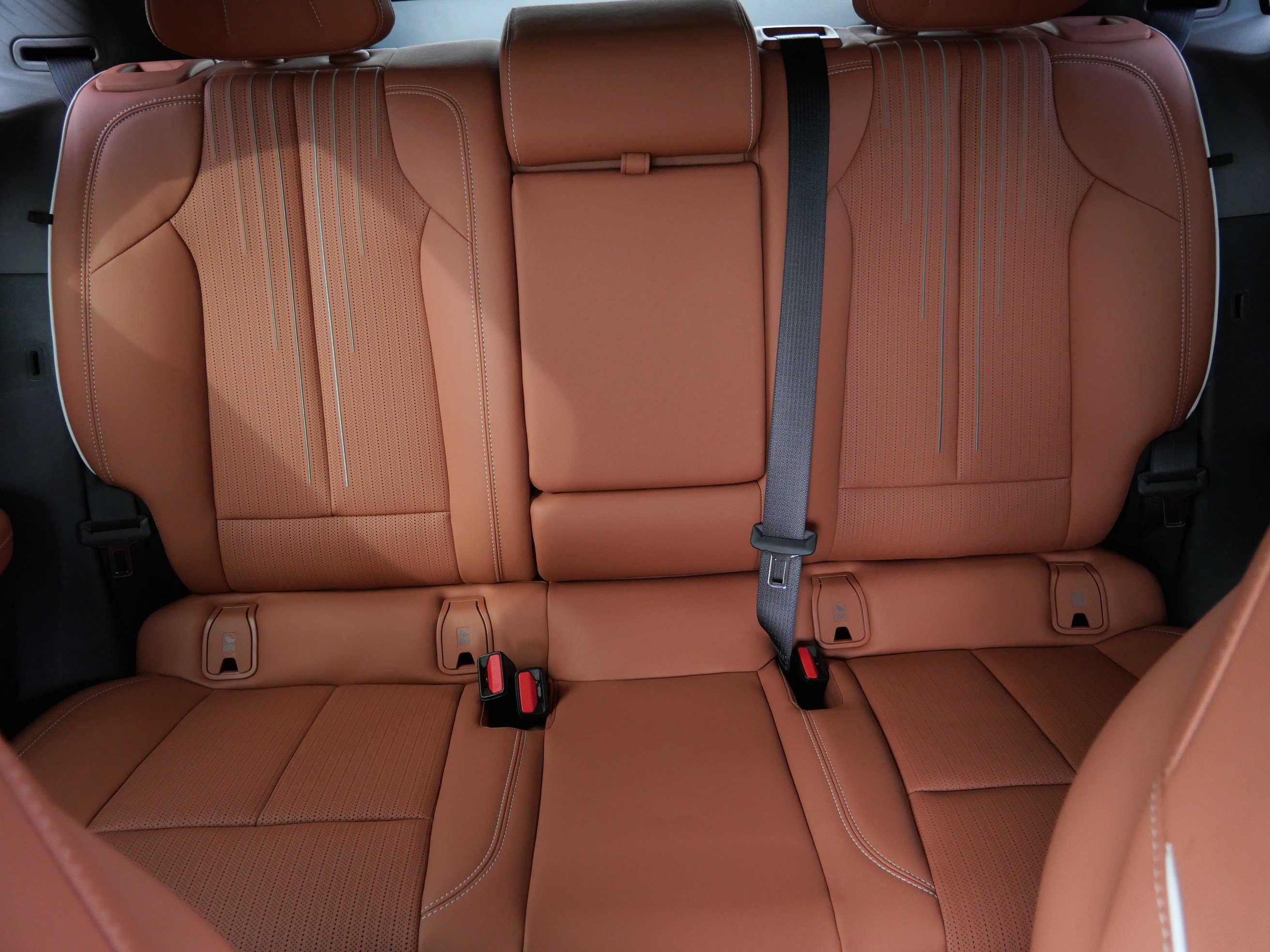 New 2027 Cadillac Optiq Premium Luxury w/ LPO, Floor Liner Package AWD/4WD image 12