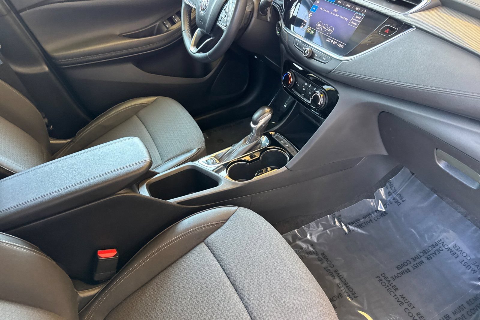 Used 2023 Buick Encore GX Preferred FWD image 19