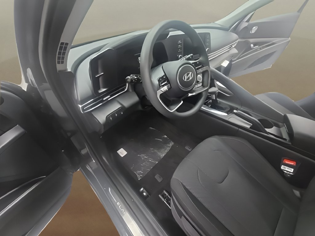 New 2026 Hyundai Elantra SE FWD image 14