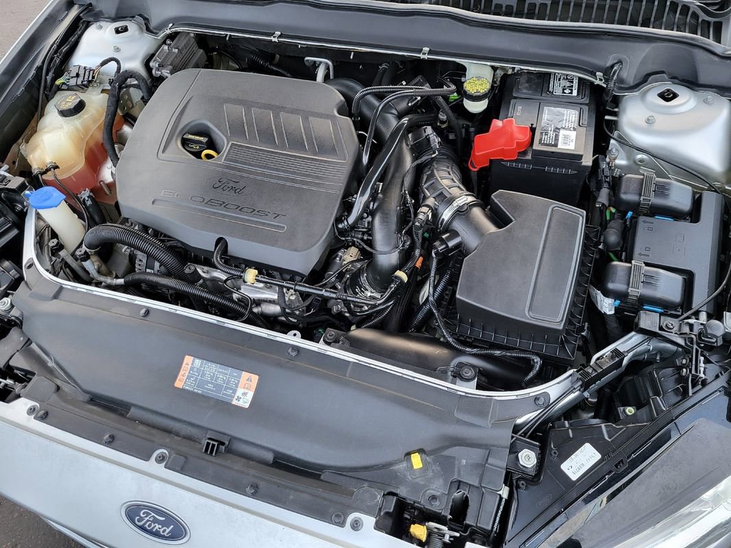 Used 2016 Ford Fusion SE image 9