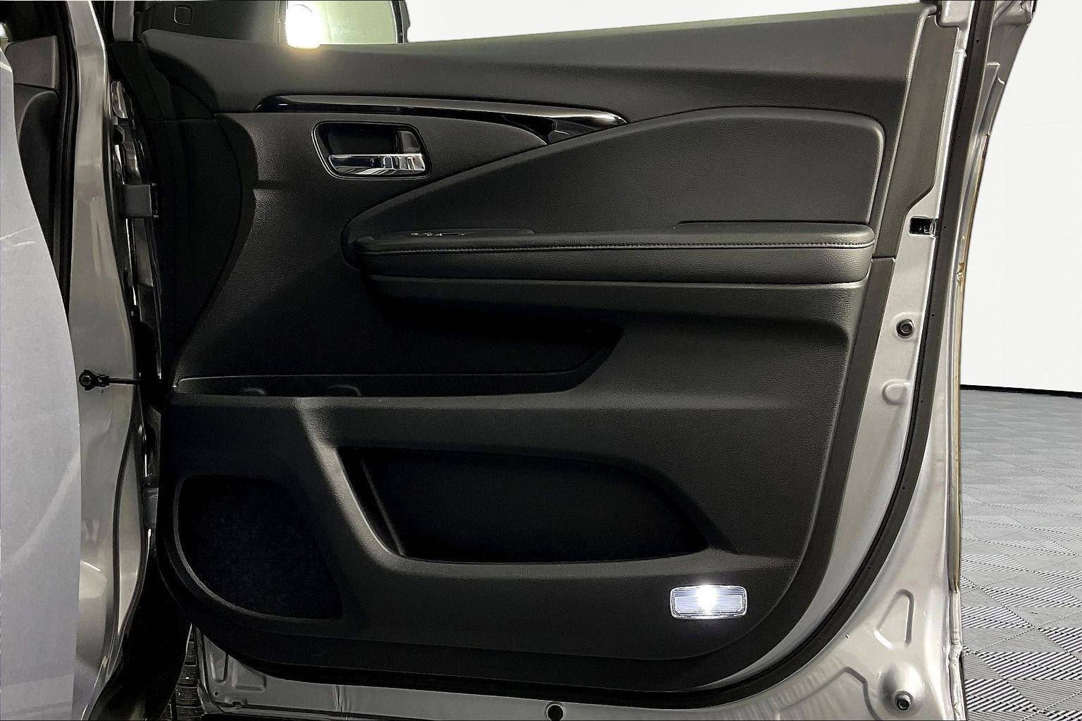 Used 2021 Honda Passport Elite image 27