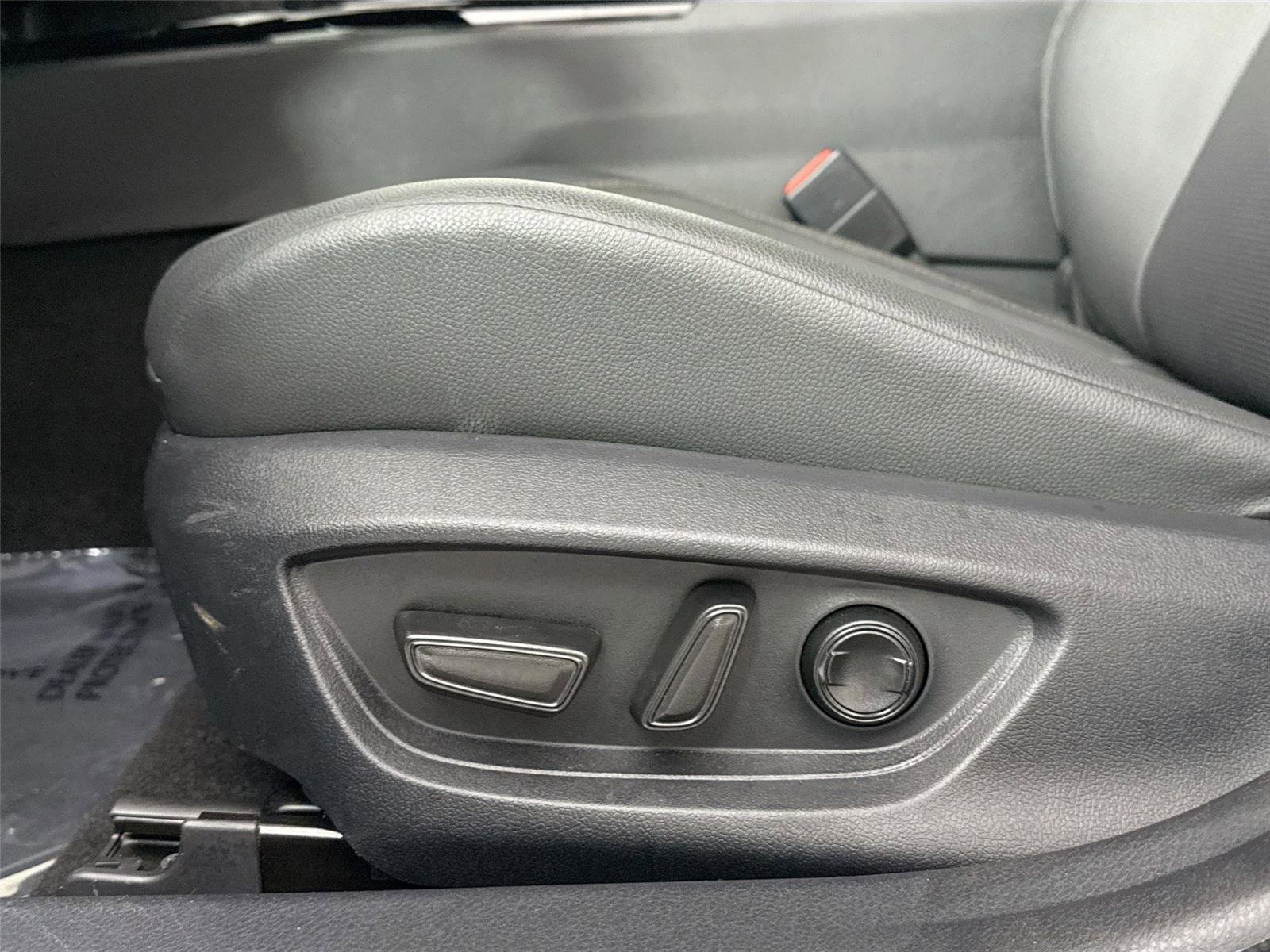 Certified 2025 Toyota Camry XLE w/ Premium Plus Package FWD image 29
