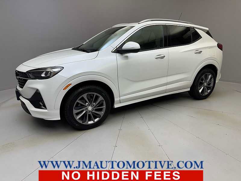 Used 2020 Buick Encore GX Essence w/ Experience Buick Package AWD/4WD image 1