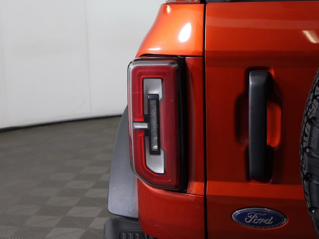 Used 2023 Ford Bronco Badlands image 12