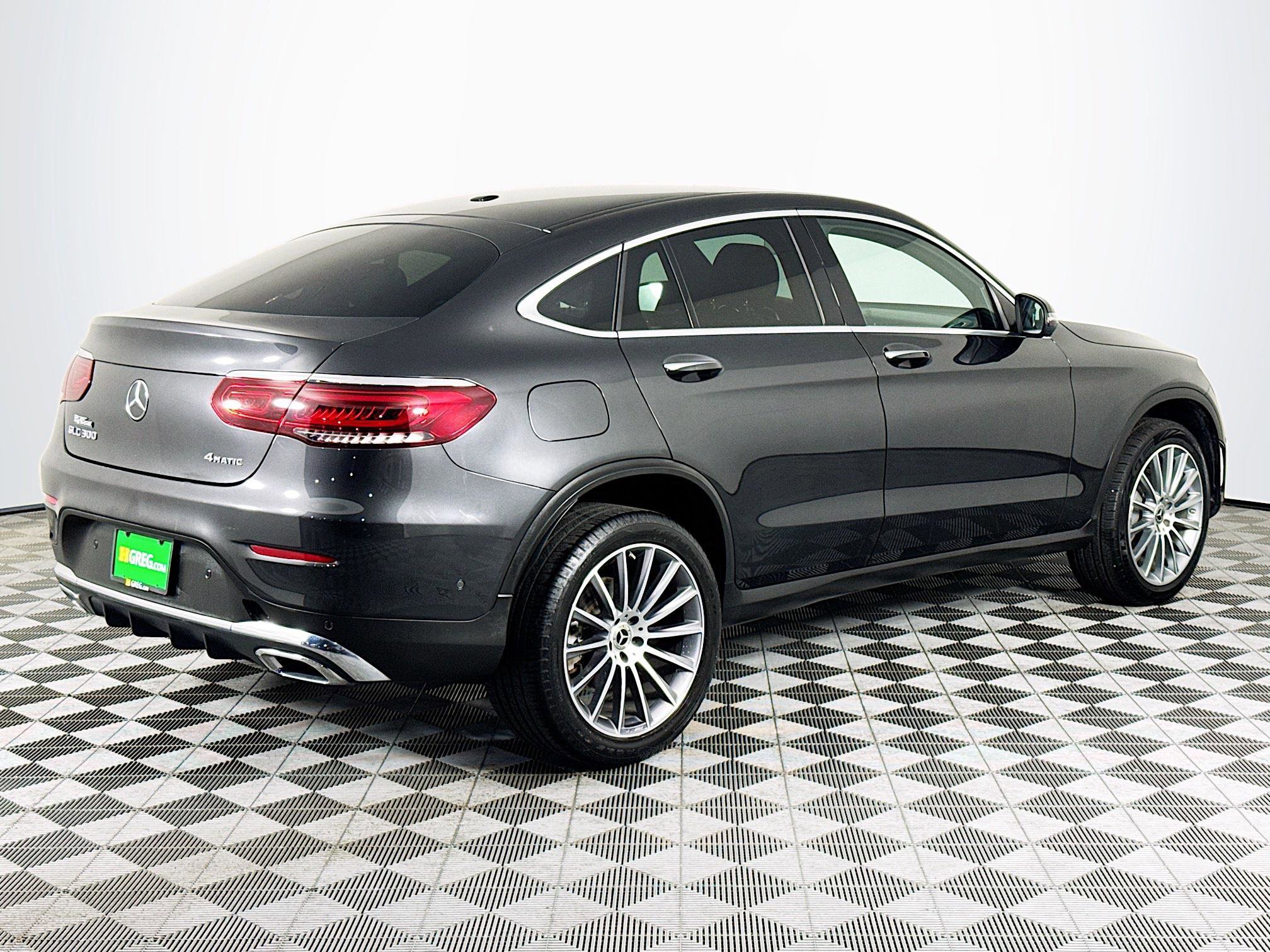 Used 2021 Mercedes-Benz GLC 300 4MATIC Coupe image 10