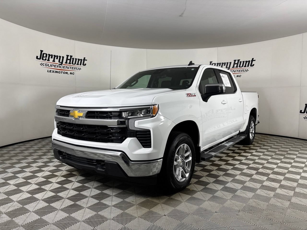 Used 2025 Chevrolet Silverado 1500 LT