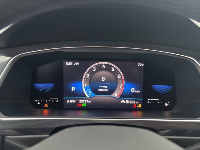 Certified 2023 Volkswagen Tiguan SE R-Line image 23