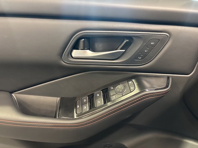 New 2026 Nissan Rogue SV image 16