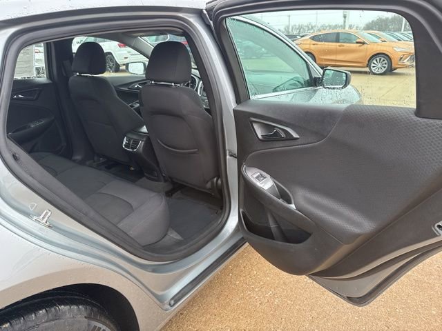 Used 2024 Chevrolet Malibu LT image 39