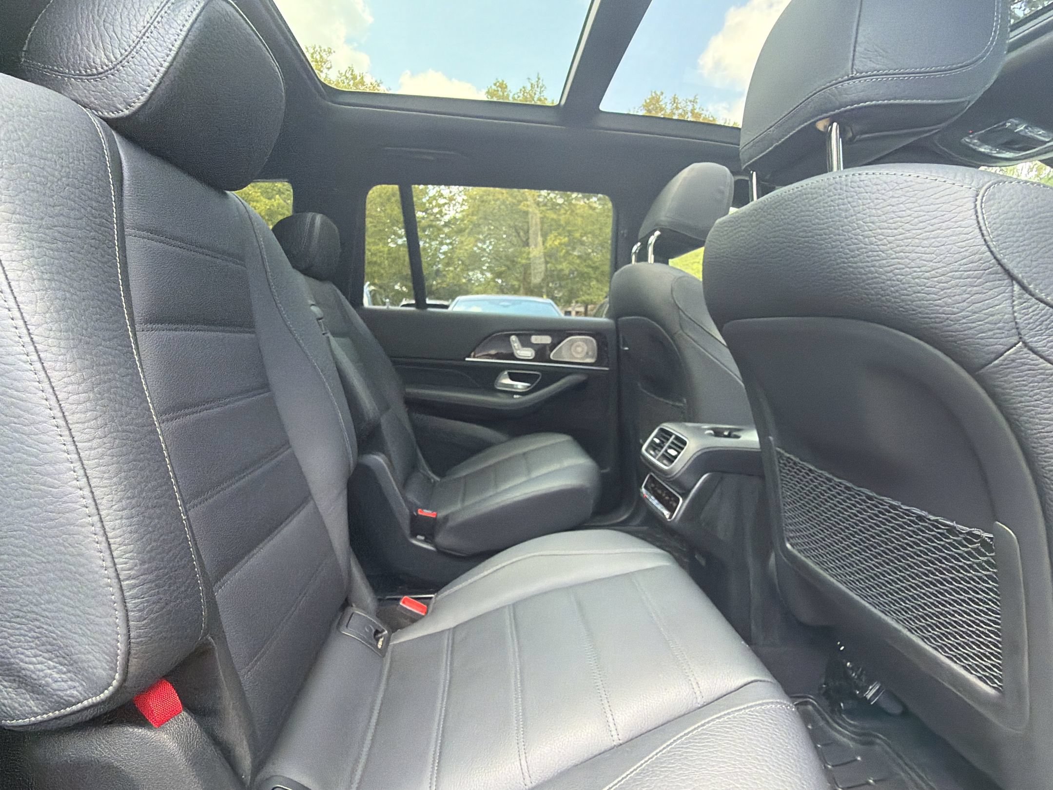Used 2023 Mercedes-Benz GLS 450 4MATIC image 25