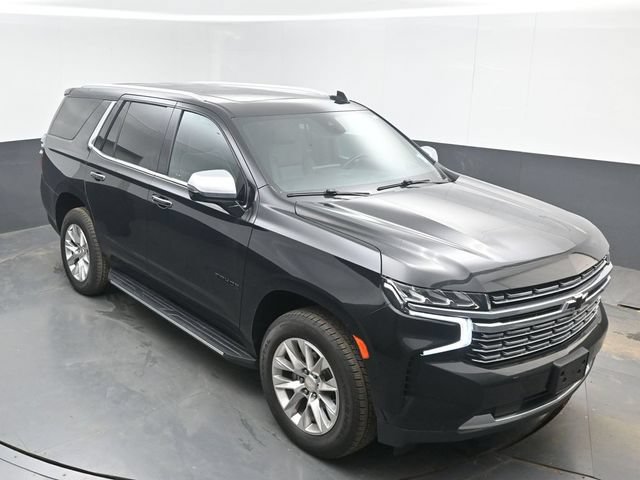 Used 2023 Chevrolet Tahoe Premier w/ Premium Package AWD/4WD image 39