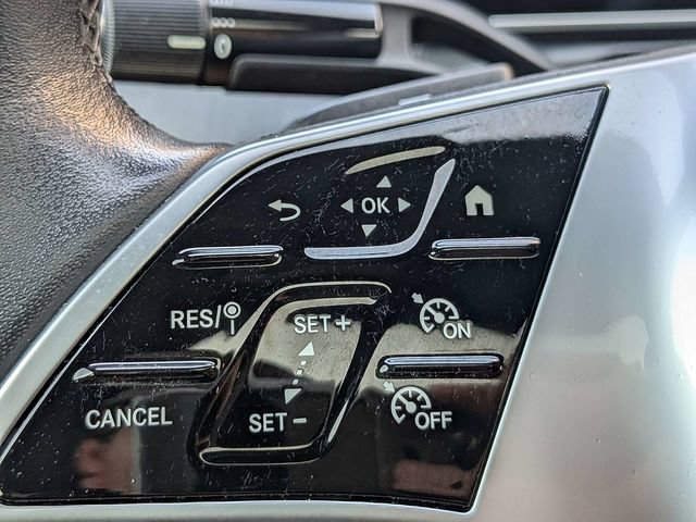 Used 2025 Mercedes-Benz C 300 Sedan image 23