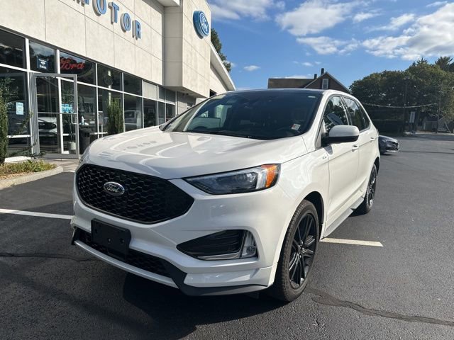 Used 2022 Ford Edge ST-Line image 3