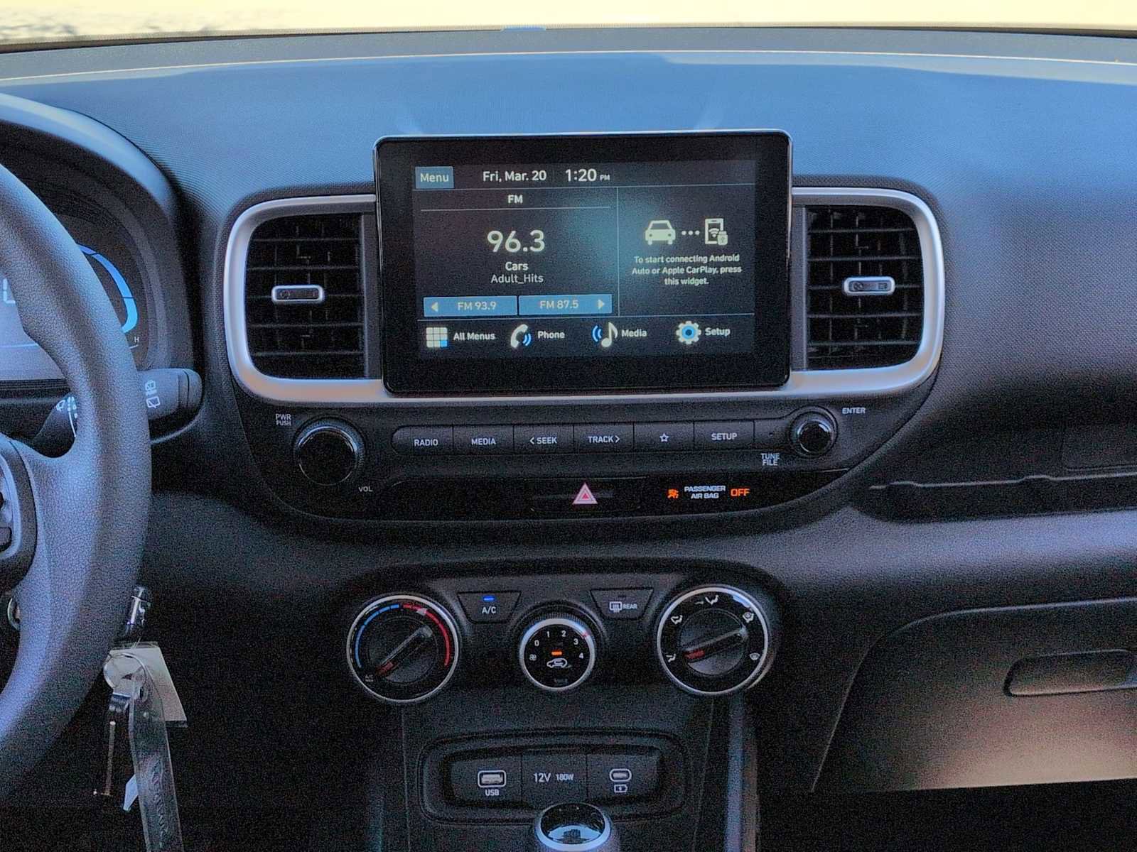 Certified 2026 Hyundai Venue SE image 27