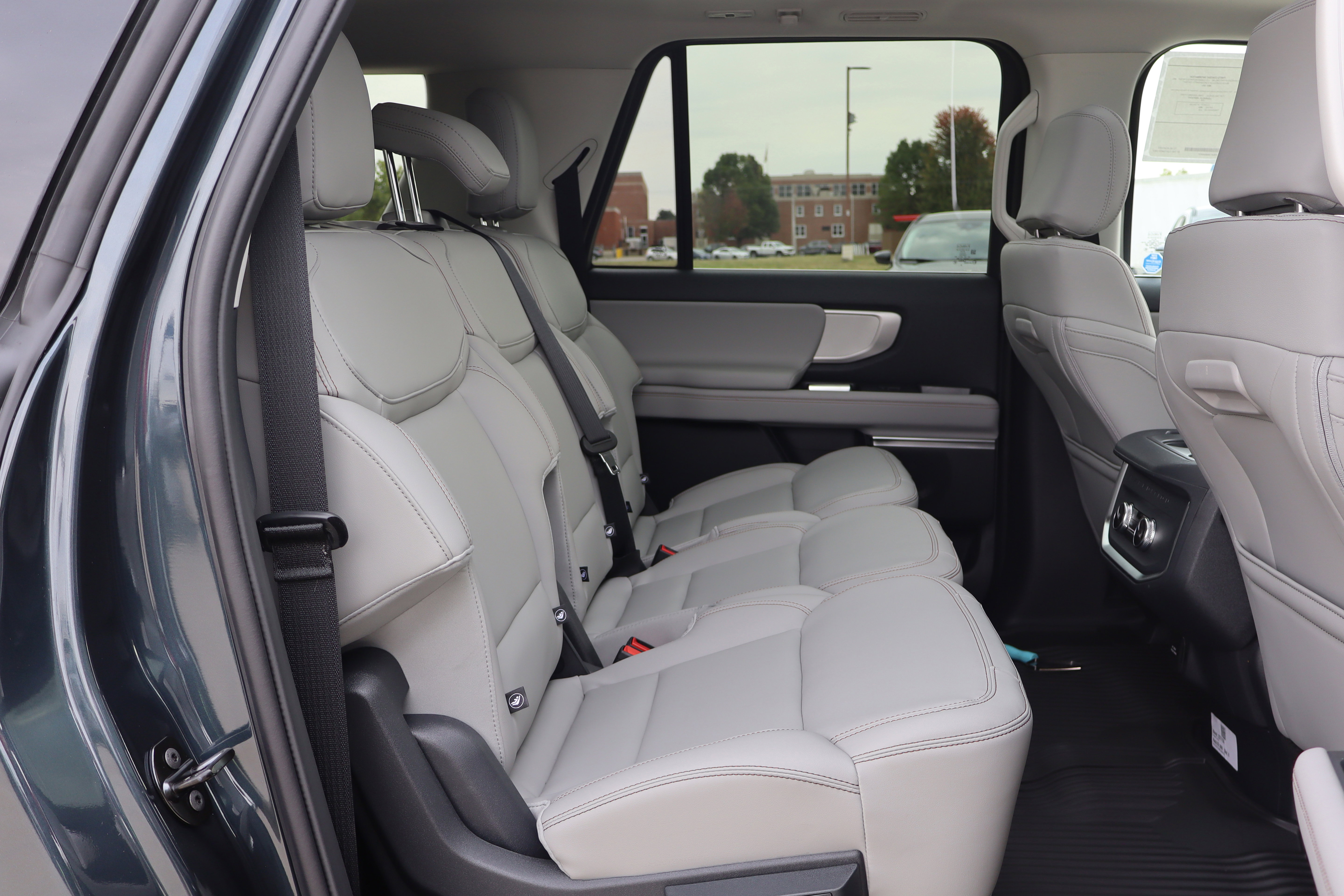 New 2025 Ford Expedition Max Active image 13