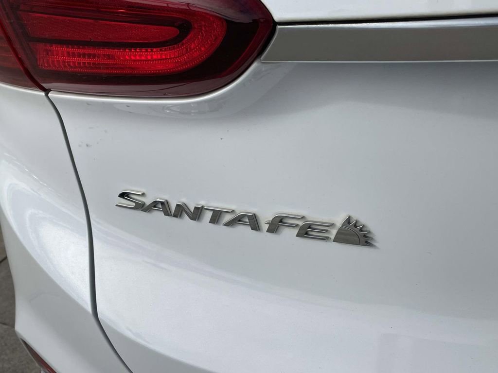 Used 2020 Hyundai Santa Fe SEL image 9