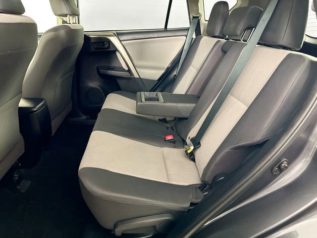 Used 2015 Toyota RAV4 LE image 29