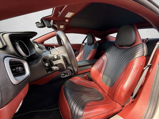 Used 2018 Aston Martin DB11 V12 RWD image 13