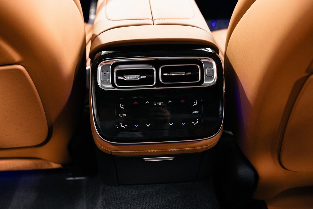 Used 2024 Mercedes-Benz S 63 AMG S image 28