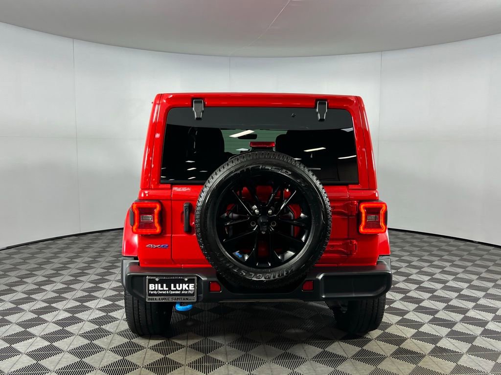 Used 2022 Jeep Wrangler Unlimited Sahara w/ Cold Weather Group image 7