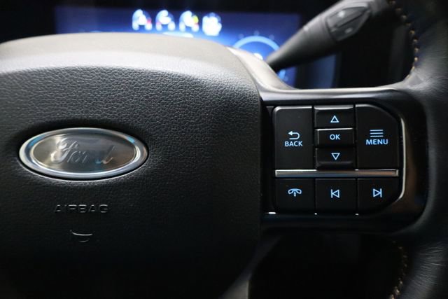 Used 2023 Ford F250 Platinum image 21