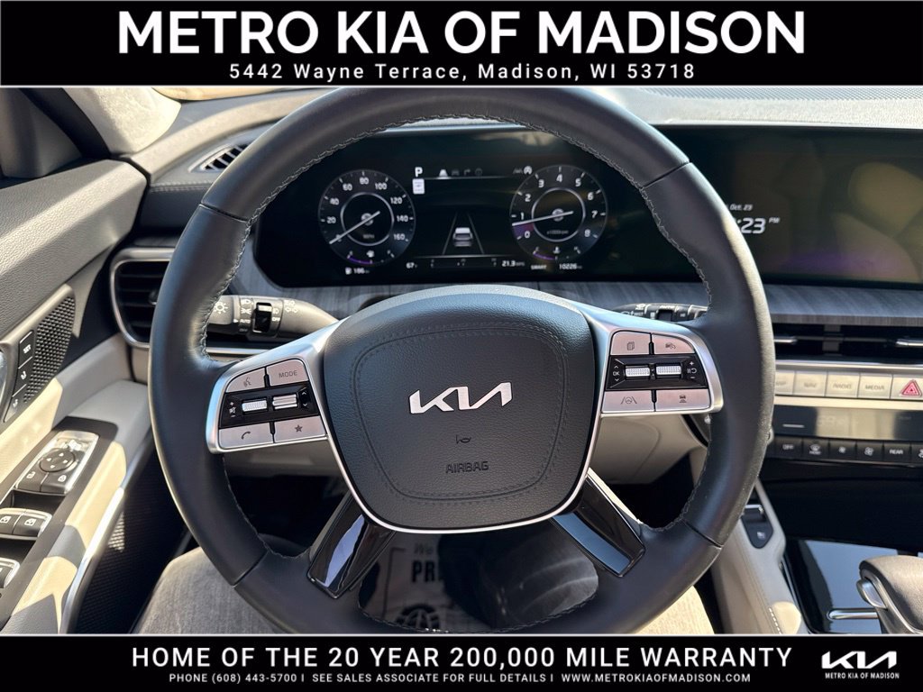 Used 2024 Kia Telluride SX Prestige w/ Towing Package AWD/4WD image 19