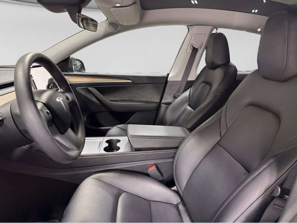 Used 2024 Tesla Model Y Long Range image 15