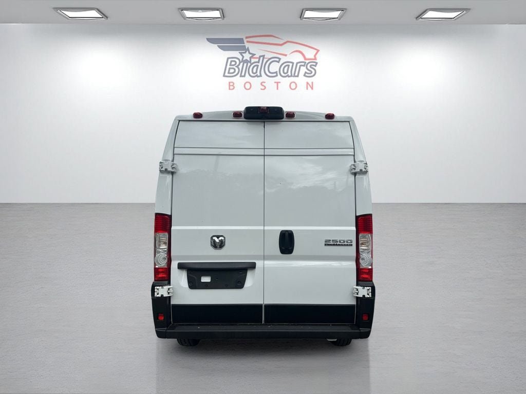 Used 2025 RAM ProMaster 2500 w/ Convenience Group FWD image 5