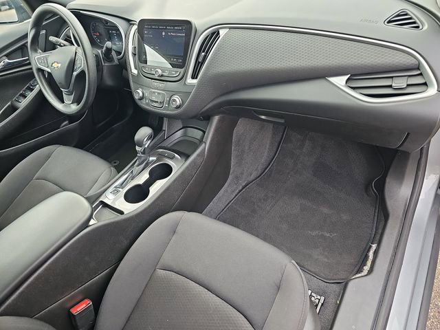 Used 2023 Chevrolet Malibu LS image 27