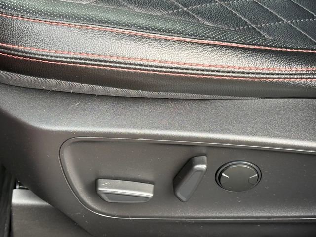 Certified 2023 Ford Escape ST-Line Elite w/ Premium Technology Package image 7