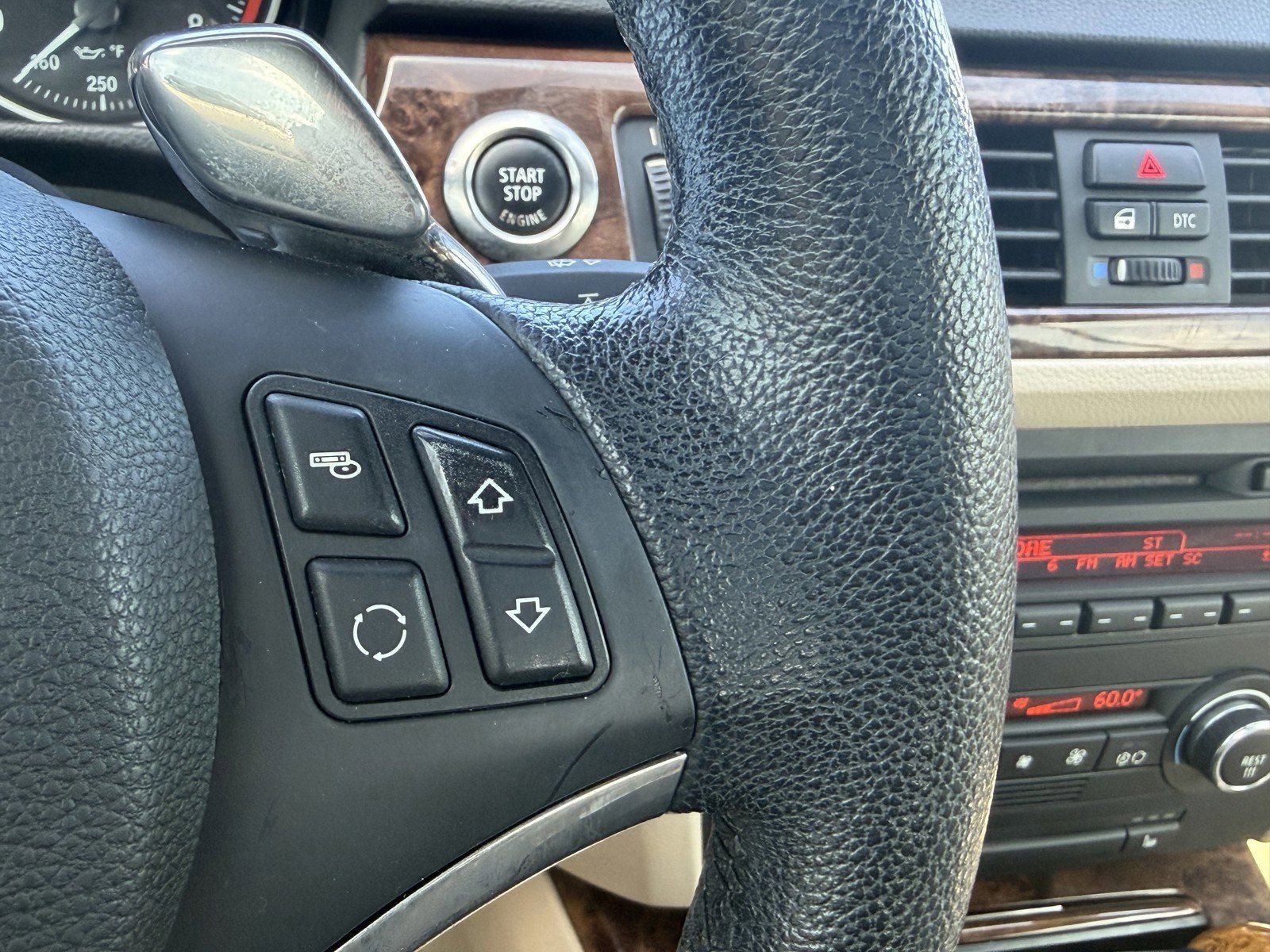 Used 2008 BMW 335i Convertible image 23