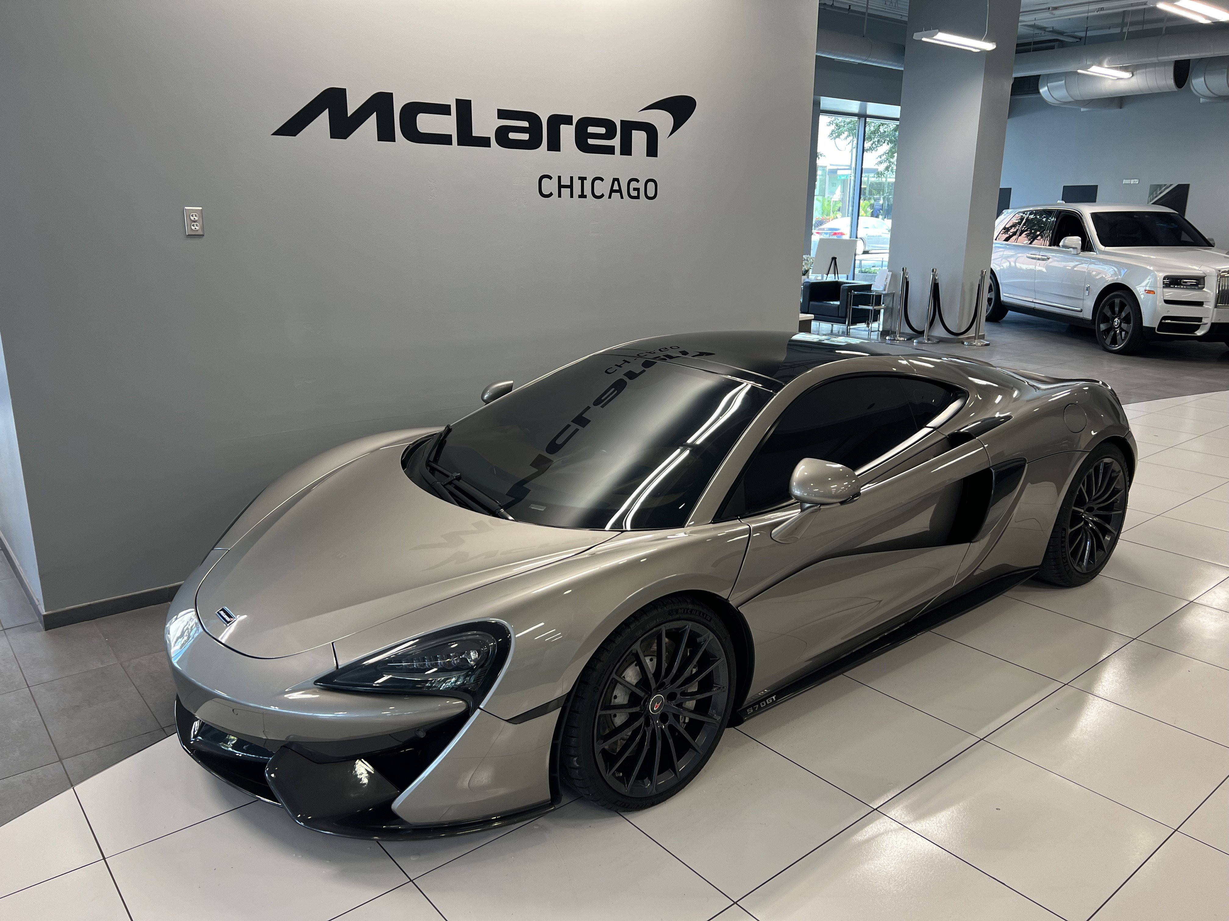 Used 2017 McLaren 570S image 5