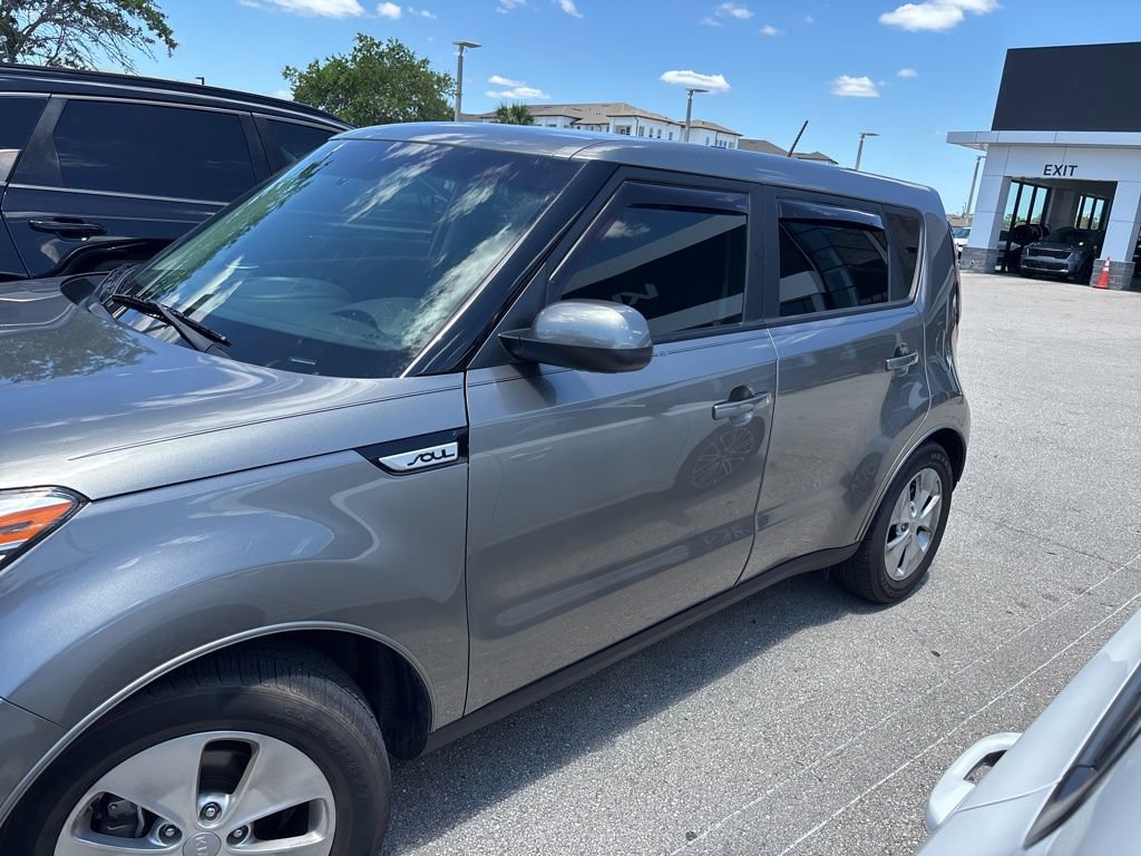 Used 2016 Kia Soul image 4