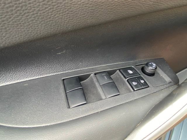 Used 2021 Toyota Corolla SE FWD image 19