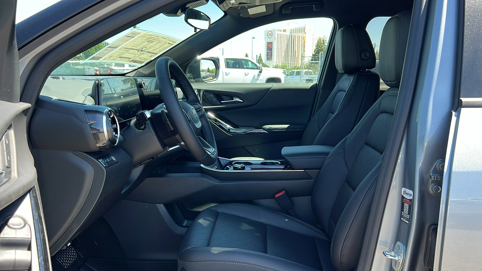 New 2026 Chevrolet Equinox LT AWD/4WD image 29