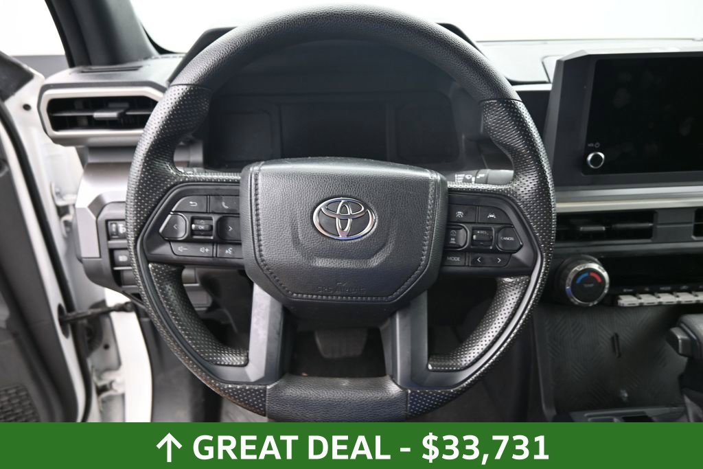 Used 2024 Toyota Tacoma SR5 AWD/4WD image 18
